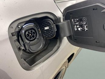 Mercedes-Benz A Class 1.3 A250e 15.6kWh AMG Line Edition (Executive) Plug-in 8G-DCT (2