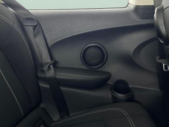 Mini Electric Hatch Cooper SE 32.6kWh Level 1 (184 ps) - CARPLAY - LED - NAV