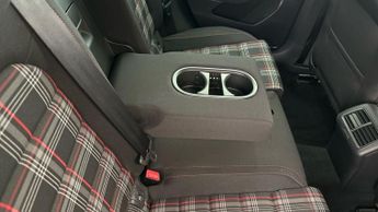 Volkswagen Golf 2.0 TSI GPF GTI Performance DSG (245 ps) - ACTIVE INFO DISPLAY