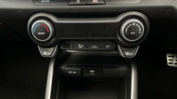 Kia Stonic 1.0 T-GDi MHEV GT-Line S DCT (118 bhp) - HEATED STEERING