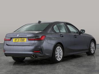 BMW 3 Series 2.0 330e 12kWh SE Pro Plug-in (292 ps) - EXTENDED STORAGE - HEAT