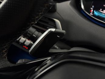 Peugeot 3008 1.6 13.2kWh GT Premium Plug-in e-EAT (225 ps) - LED - REVERSE CA