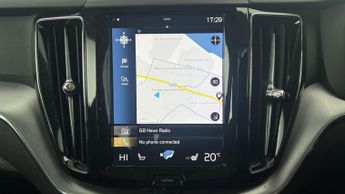 Volvo XC60 2.0 B4 MHEV Momentum Pro AWD (197 ps) - SENSUS SAT NAV - PARK AS