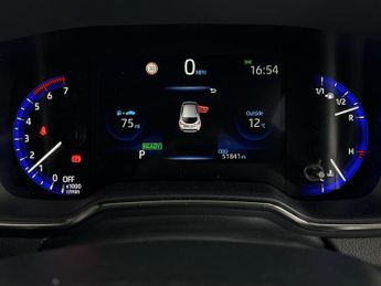 Toyota Corolla 1.8 VVT-h GPF GR SPORT CVT (122 ps) - REVERSE CAM - NAV - HEATED