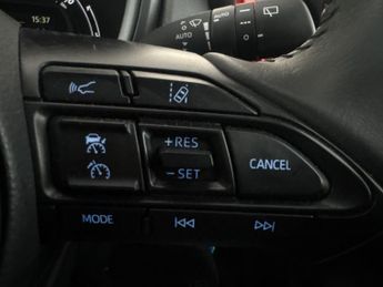 Toyota Aygo X 1.0 VVT-i Edge x-shift (72 ps) - WIFI - LANE DEPARTURE  - BLUETO