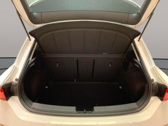 Cupra Leon 1.5 eTSI EVO V1 DSG (150 ps) - LED - REVERSE CAM - NAV