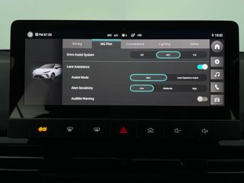MG Mg4 64kWh SE Long Range (203 ps) - LED - BLUETOOTH - DRIVING MODES