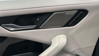Jaguar I-PACE 400 90kWh HSE 4WD (400 ps) - MERIDIAN AUDIO - HEATED STEERING
