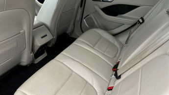 Jaguar I-PACE 400 90kWh HSE 4WD (400 ps) - CARPLAY - KEYLESS ENTRY - LED