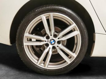 BMW 2 Series Active Tourer 2.0 220d M Sport xDrive (190 ps) - REVERSE CAM - SUN PROTECTION 