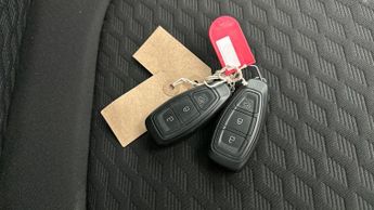 Ford Puma 1.0T EcoBoost MHEV Titanium DCT (125 ps) - CRUISE - DRIVING MODE