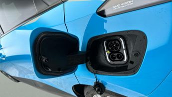 MG Mg4 64kWh Trophy Long Range (203 ps) - HEATED STEERING - BLIND SPOT 