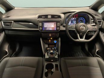 Nissan Leaf 39kWh N-Connecta (150 ps) - LANE DEPARTURE  - HEAT PACK