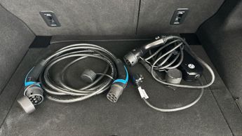 MG Mg4 64kWh Trophy Long Range (203 ps) - HEATED STEERING - BLIND SPOT 