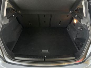 BMW 2 Series Active Tourer 1.5 225xe 7.6kWh Luxury Plug-in 4WD (224 ps) - COMFORT ACCESS