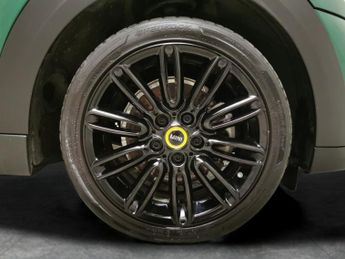 Mini Electric Hatch Cooper SE 32.6kWh Level 2 (184 ps) - LED - REVERSE CAM - NAV