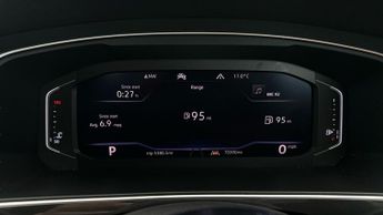 Volkswagen Tiguan 2.0 TDI R-Line Tech DSG (150 ps) - ELECTRIC BOOT - PAN ROOF - AD