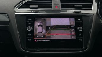 Volkswagen Tiguan 2.0 TDI R-Line Tech DSG (150 ps) - ELECTRIC BOOT - PAN ROOF - AD