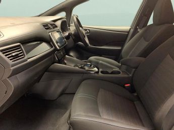 Nissan Leaf 39kWh N-Connecta (150 ps) - LANE DEPARTURE  - HEAT PACK