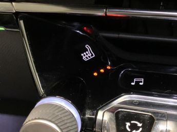 Peugeot E-208 50kWh GT (136 ps) - LED - REVERSE CAM - NAV