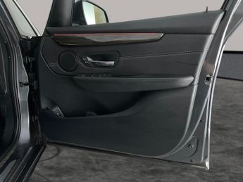 BMW 2 Series Active Tourer 1.5 225xe 7.6kWh Luxury Plug-in 4WD (224 ps) - COMFORT ACCESS