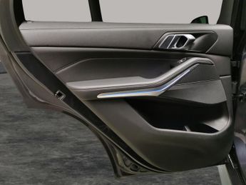 BMW X5 3.0 45e 24kWh M Sport Plug-in xDrive (394 ps) - SUN PROTECTION G