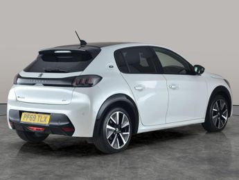 Peugeot E-208 50kWh GT (136 ps) - LED - REVERSE CAM - NAV