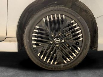 Nissan Leaf 39kWh N-Connecta (150 ps) - LANE DEPARTURE  - HEAT PACK