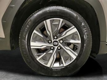 Hyundai Tucson 1.6 h T-GDi SE Connect (230 ps) - CRUISE - CLIMATE CONTROL - 17I