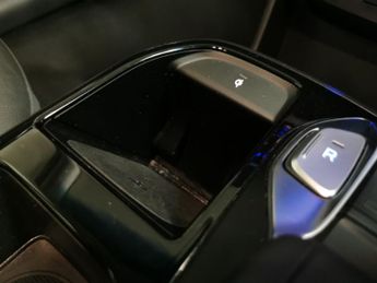 Hyundai Ioniq 38.3kWh Premium SE (136 ps) - REVERSE CAM - NAV - HEATED SEATS