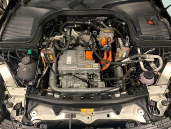 Mercedes-Benz EQC EQC 400 80kWh Sport 4MATIC (408 ps) - REVERSE CAM - NAV - HEATED