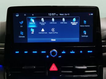 Hyundai Ioniq 38.3kWh Premium SE (136 ps) - REVERSE CAM - NAV - HEATED SEATS