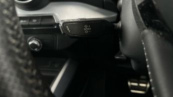 Audi Q2 1.5 TFSI CoD 35 S line S Tronic (150 ps) - DRIVING MODES - DAB -