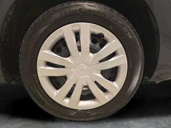 Honda Jazz 1.5 h i-MMD SE eCVT (109 ps) - SPEED LIMIT RECOG - CLIMATE CONTR