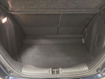 Honda Jazz 1.5 h i-MMD SE eCVT (109 ps) - SPEED LIMIT RECOG - CLIMATE CONTR