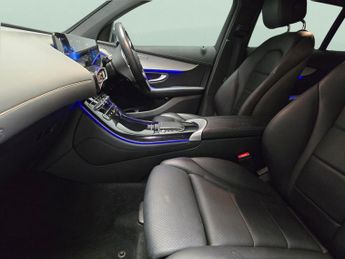 Mercedes-Benz EQC EQC 400 80kWh Sport 4MATIC (408 ps) - REVERSE CAM - NAV - HEATED