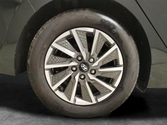 Hyundai Ioniq 38.3kWh Premium SE (136 ps) - REVERSE CAM - NAV - HEATED SEATS