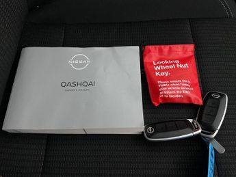 Nissan Qashqai 1.3 DIG-T MHEV Acenta Premium XTRON (158 ps) - BLIND SPOT ASSIST