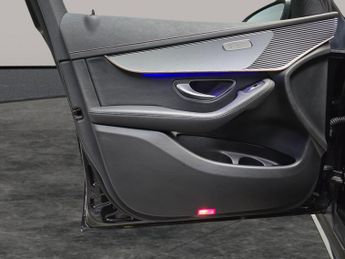 Mercedes-Benz EQC EQC 400 80kWh Sport 4MATIC (408 ps) - REVERSE CAM - NAV - HEATED