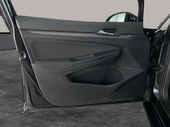 Volkswagen Golf 1.5 eTSI MHEV Style DSG (150 ps) - WIFI - BLUETOOTH - PARK SENSO