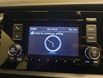 Honda Jazz 1.5 h i-MMD SE eCVT (109 ps) - SPEED LIMIT RECOG - CLIMATE CONTR