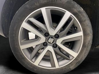 Seat Mii 36.8kWh (83 ps) - SD CARD MEDIA INPUT - PARK SENSORS