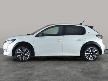 Peugeot E-208 50kWh GT (136 ps) - LED - REVERSE CAM - NAV