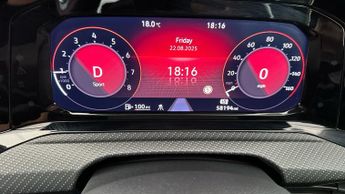 Volkswagen Golf 1.5 eTSI MHEV R-Line DSG (150 ps) - PARK SENSORS - KEYLESS START