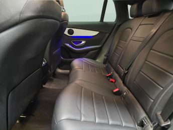 Mercedes-Benz EQC EQC 400 80kWh Sport 4MATIC (408 ps) - REVERSE CAM - NAV - HEATED