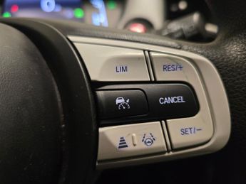 Honda Jazz 1.5 h i-MMD SE eCVT (109 ps) - SPEED LIMIT RECOG - CLIMATE CONTR