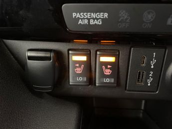 Nissan Leaf 39kWh N-Connecta (150 ps) - LANE DEPARTURE  - HEAT PACK