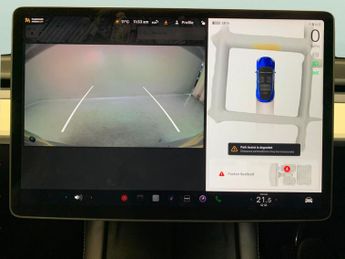 Tesla Model Y SUV RWD (346 ps) - HEATED STEERING - BLIND SPOT ASSIST - WIFI