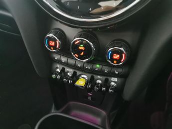 Mini Electric Hatch Cooper SE 32.6kWh Level 3 (184 ps) - PAN ROOF - HK AUDIO - CARPL