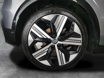 Renault Megane E-tech 60kWh iconic (optimum charge) (220 ps) - PARK ASSIST - LED - REV